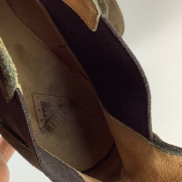 JOHN FLUEVOG DALU SUEDE CHELSEA BOOTS 8.5 - Picture 10 of 13